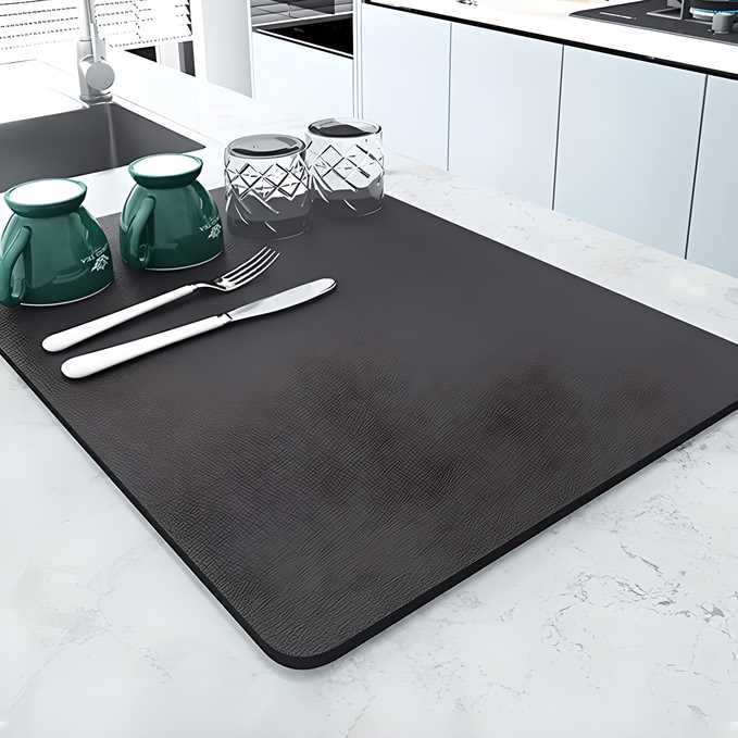 🧼 Lightweight & Washable Quick-Drying Mat – Pack of 2 (Assorted)